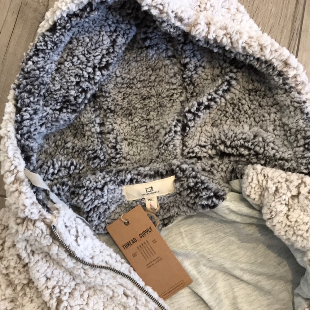 Oatmeal Warm, Cozy, Lined Sherpa ZIP Front Jacket - Picture 6 of 8